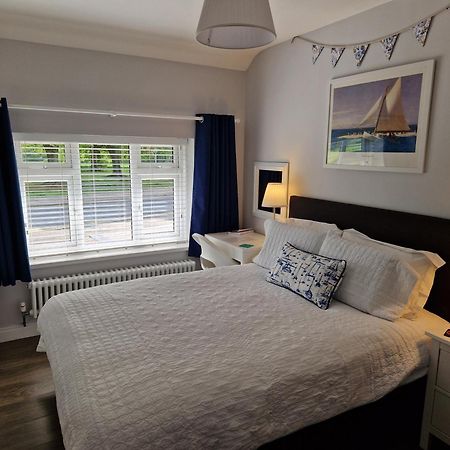 Room On Heath Park Кардифф Экстерьер фото